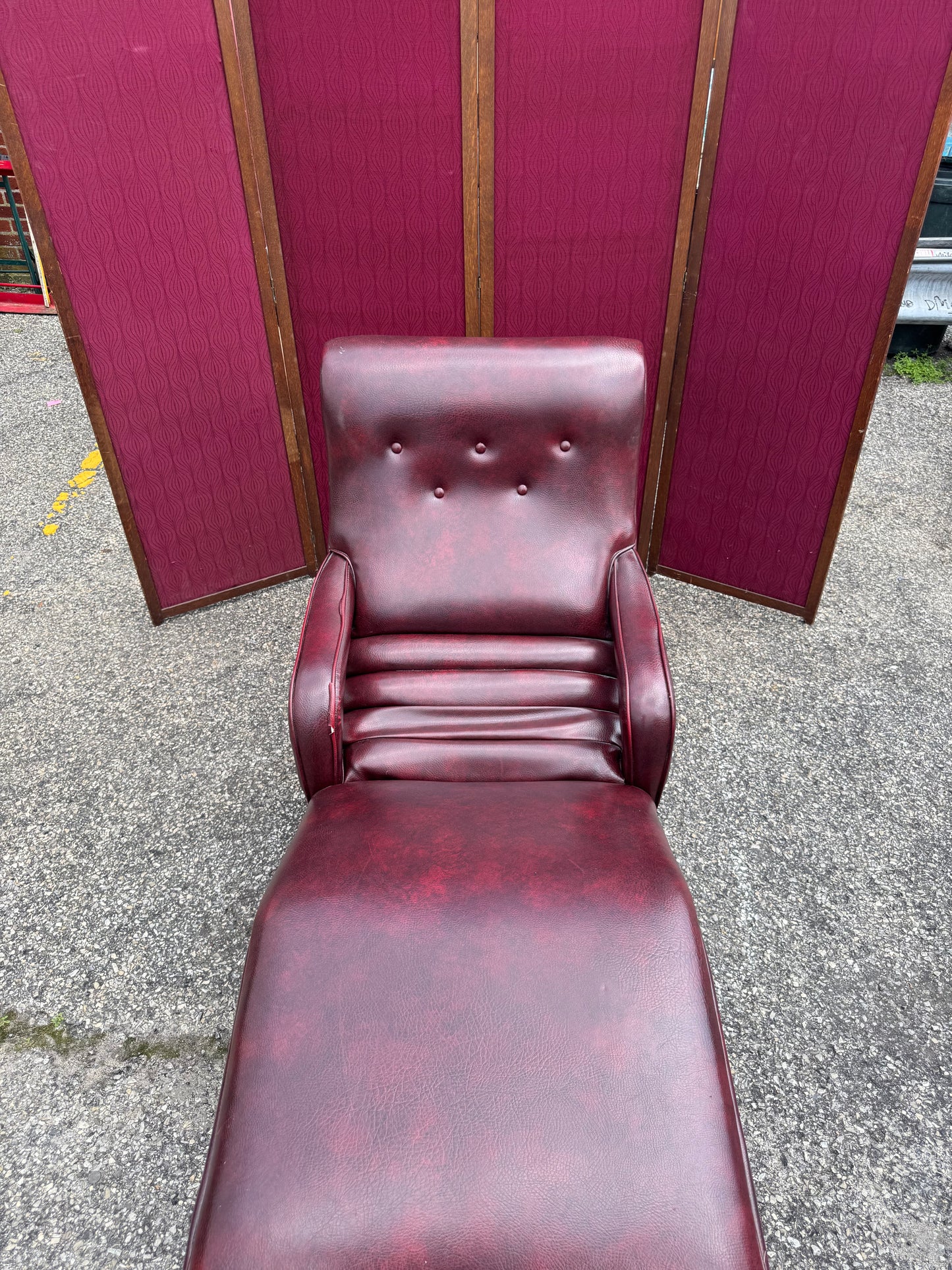 Vintage Mid-Century Reclining Lounge Chair