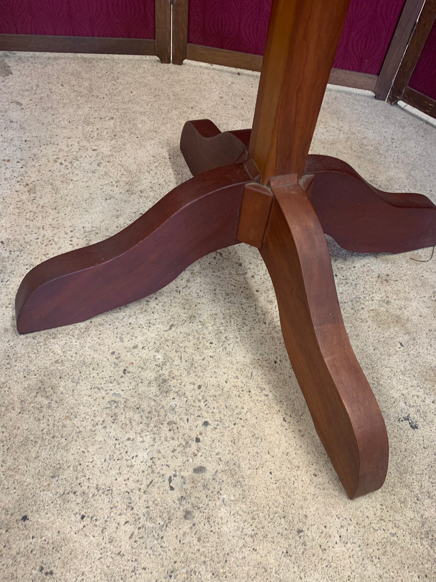 Mid-Century Modern Teak Coat Rack – Sculptural Atomic Design (1970s)