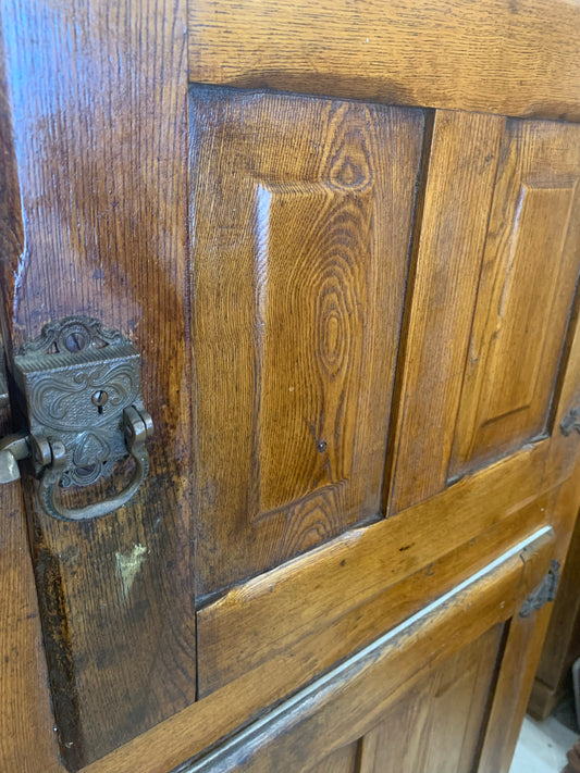 Antique Oak Ice Box Refrigerator – Early 1900s with Original Hardware