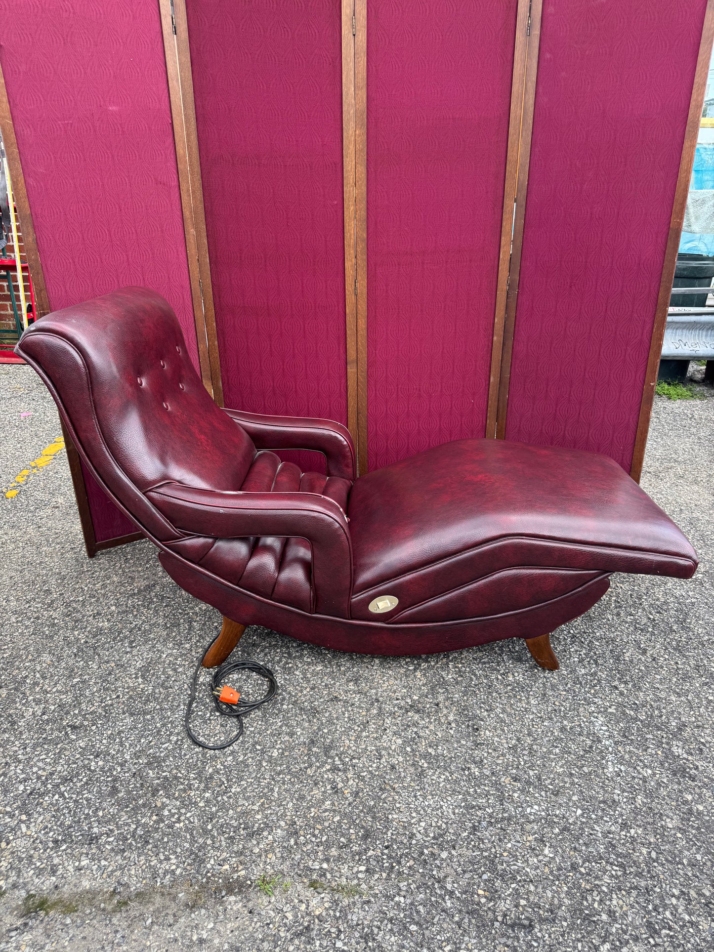 Vintage Mid-Century Reclining Lounge Chair