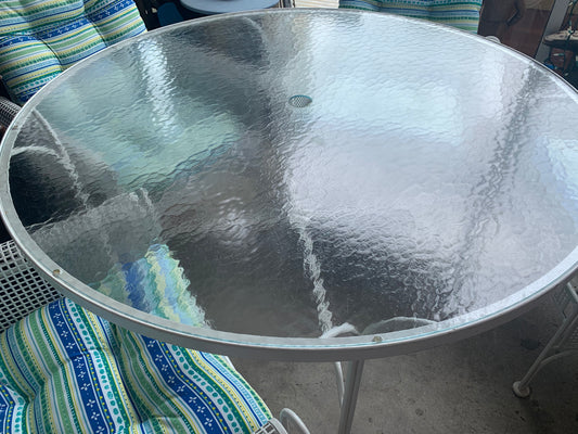 Russell Woodard Mid-Century Modern Outdoor Table & 4 Chairs Set – White Wrought Iron (1960s)