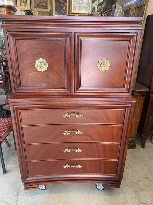 Vintage Mahogany Chest of Drawers – White Furniture Co. (1950s)