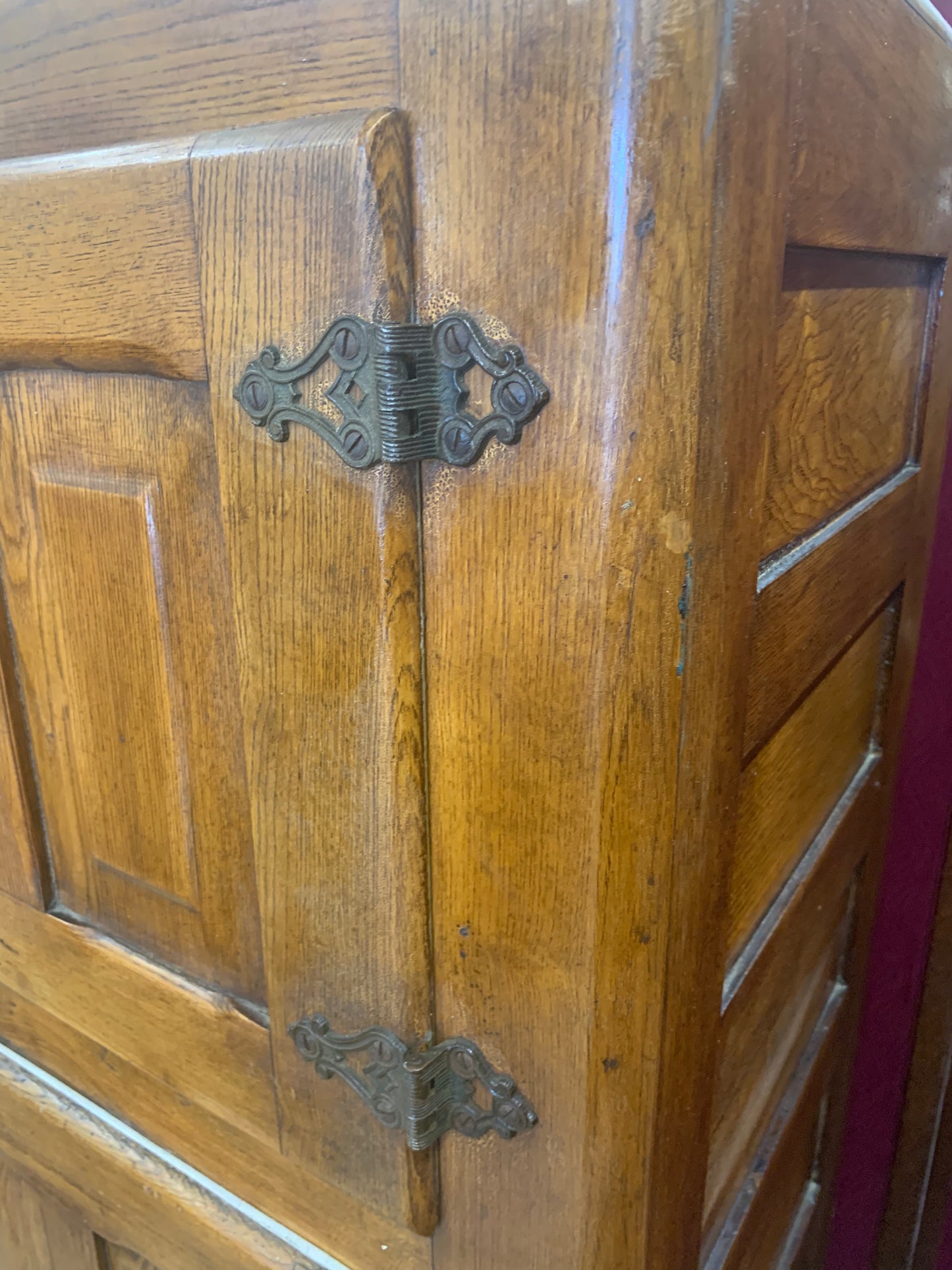 Antique Oak Ice Box Refrigerator – Early 1900s with Original Hardware